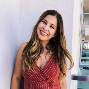 Meet your Posher, Caitlin